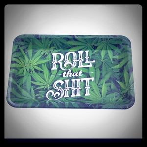 Custom rolling tray